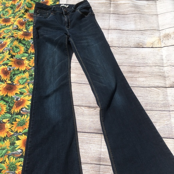 flared jeans stradivarius